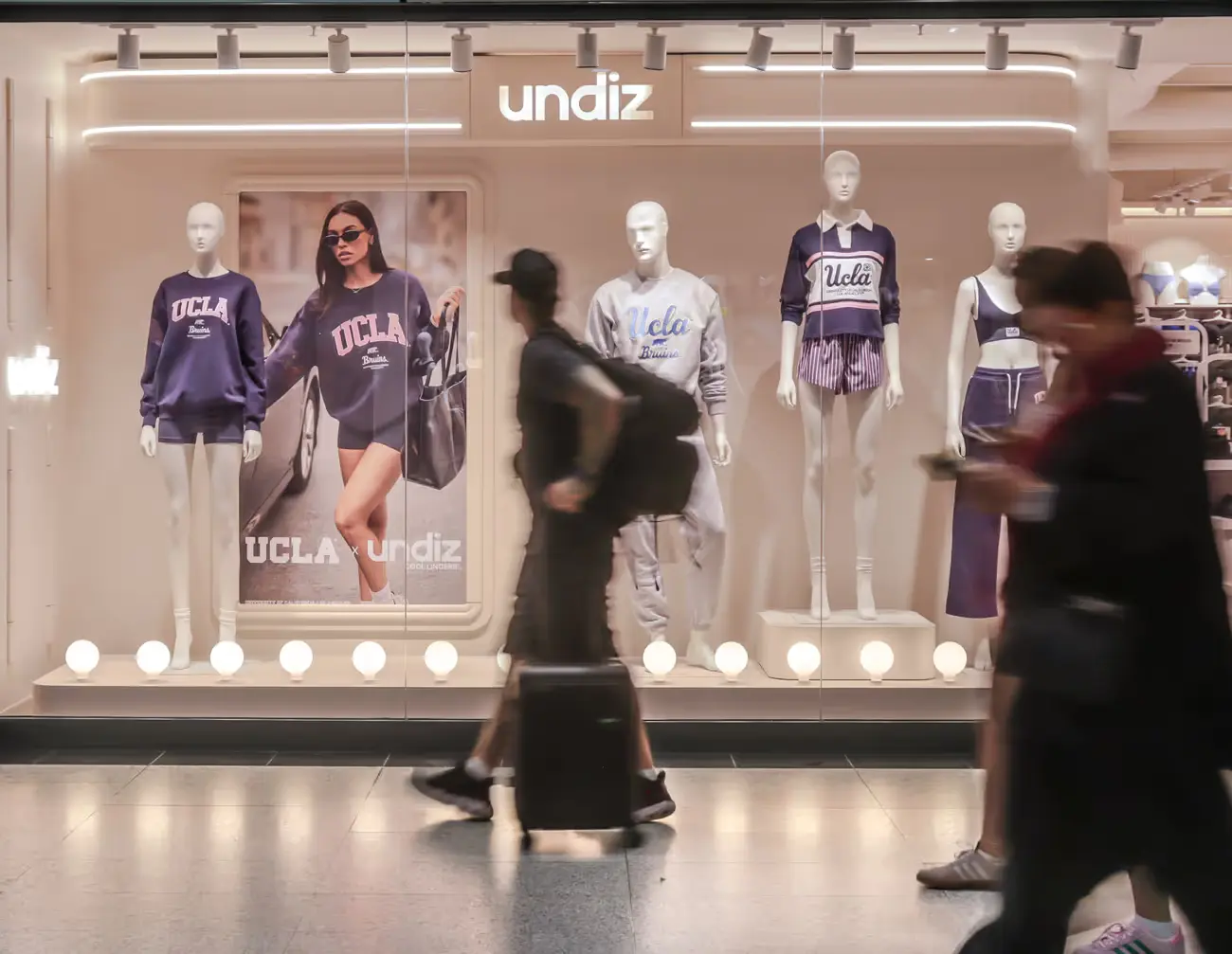 ABOUT UNDIZ